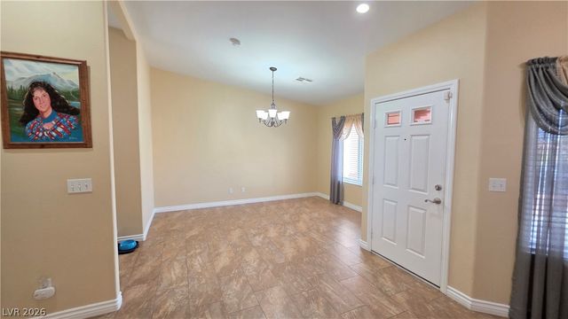 6621 Chapel Heights Court, Las Vegas, NV 89156