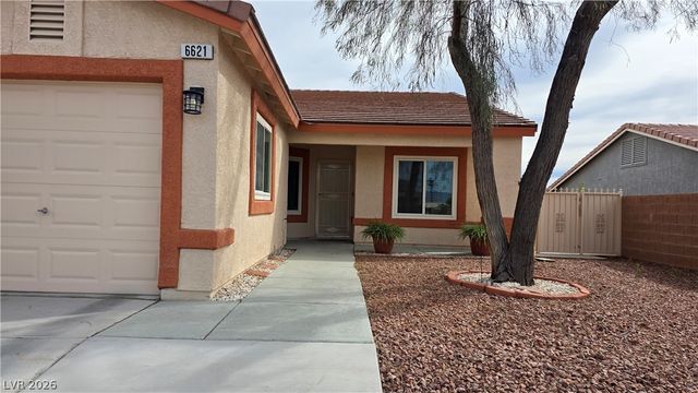 6621 Chapel Heights Court, Las Vegas, NV 89156