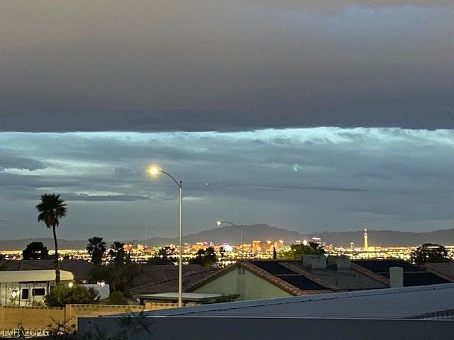 6621 Chapel Heights Court, Las Vegas, NV 89156