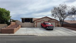 6621 Chapel Heights Court, Las Vegas, NV 89156