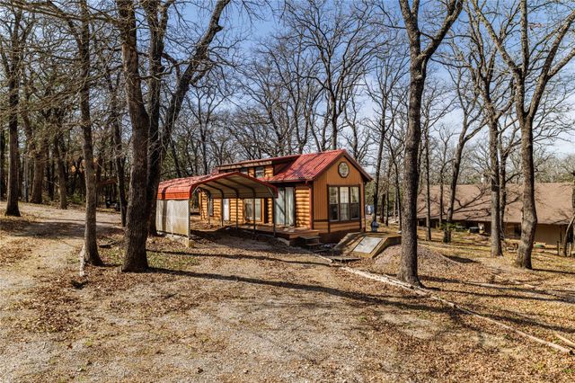 91 Dover Drive, Gordonville, TX 76245