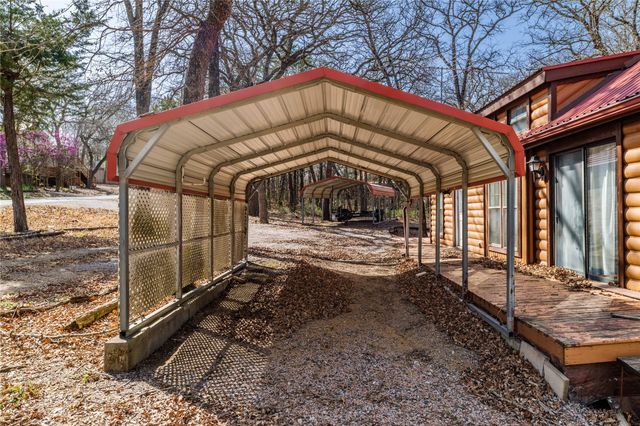 91 Dover Drive, Gordonville, TX 76245