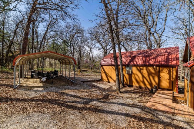 91 Dover Drive, Gordonville, TX 76245