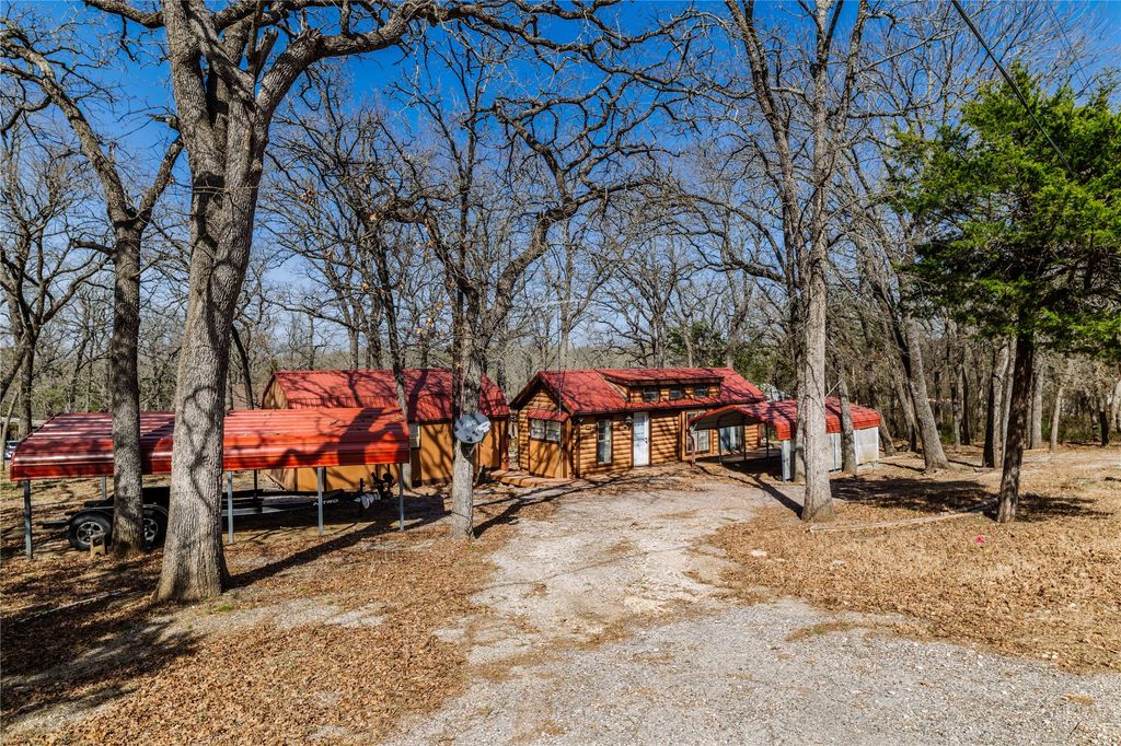 91 Dover Drive, Gordonville, TX 76245