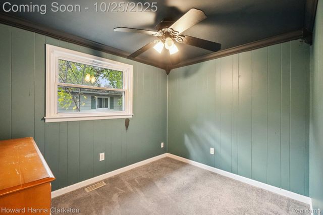 1023 N Park Street, Highland Charter Township, MI 48356