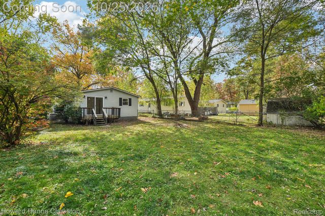 1023 N Park Street, Highland Charter Township, MI 48356