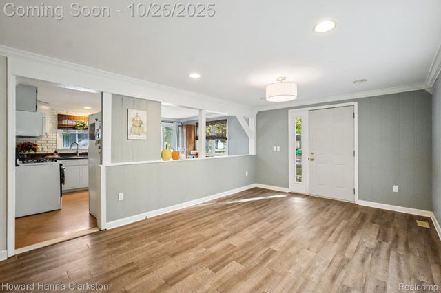 1023 N Park Street, Highland Charter Township, MI 48356