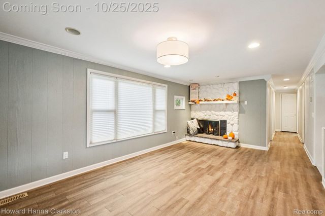 1023 N Park Street, Highland Charter Township, MI 48356