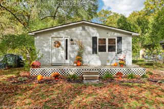1023 N Park Street, Highland Charter Township, MI 48356