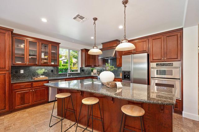 304 Nebbiolo Ct, El Dorado Hills, CA 95762