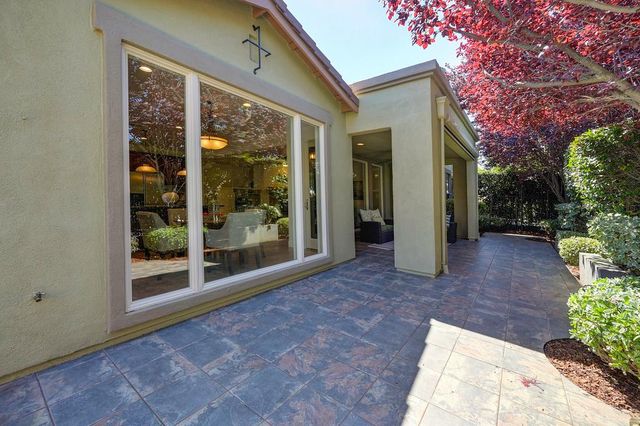 304 Nebbiolo Ct, El Dorado Hills, CA 95762
