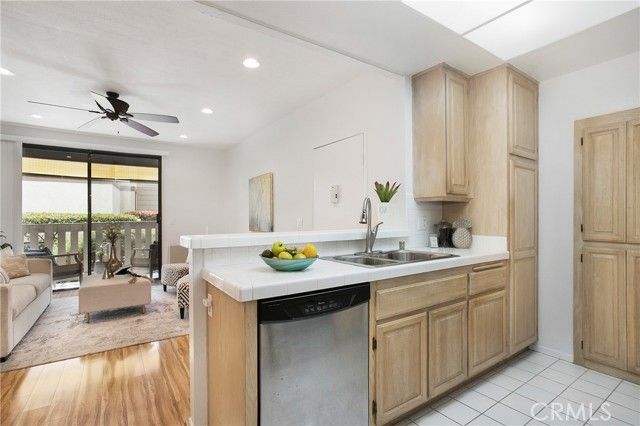 20702 El Toro Road 379, Lake Forest (el Toro), CA 92630