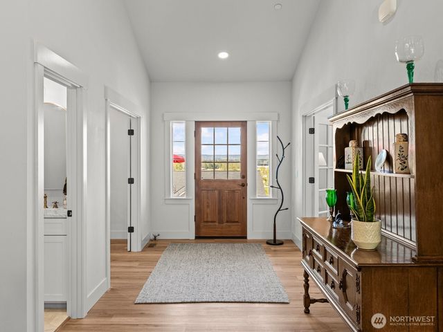 11407 73rd Avenue NE, Arlington, WA 98223