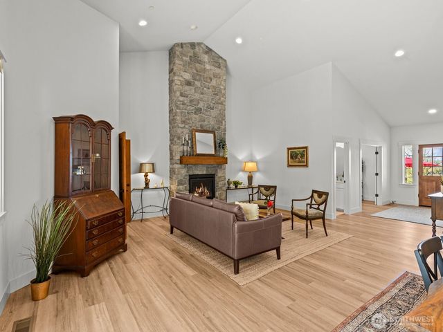 11407 73rd Avenue NE, Arlington, WA 98223