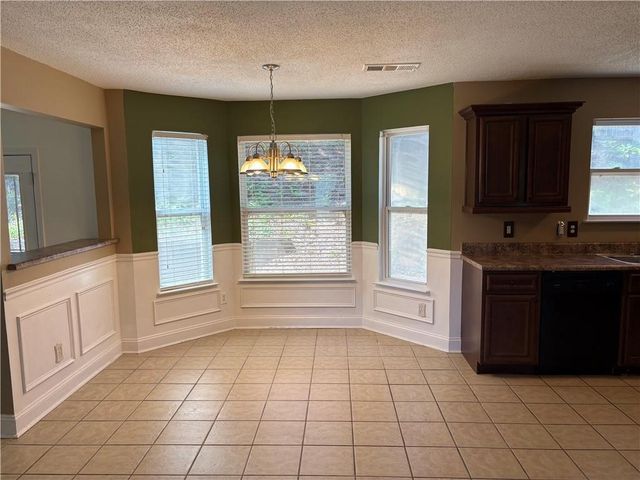 4234 Winston Circle, Atlanta, GA 30349