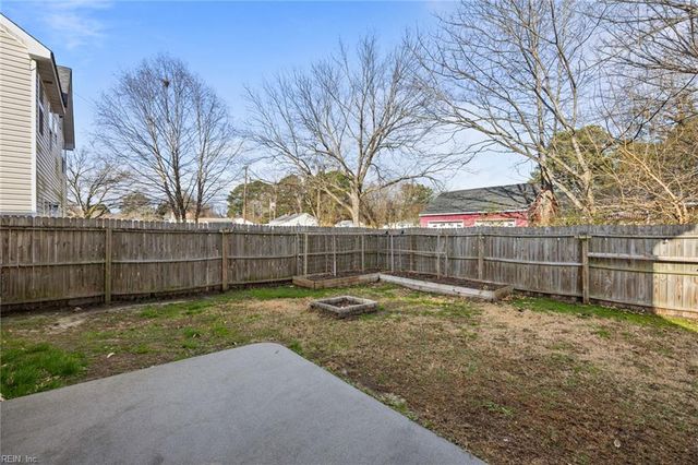 415 Summers PL, Portsmouth, VA 23702