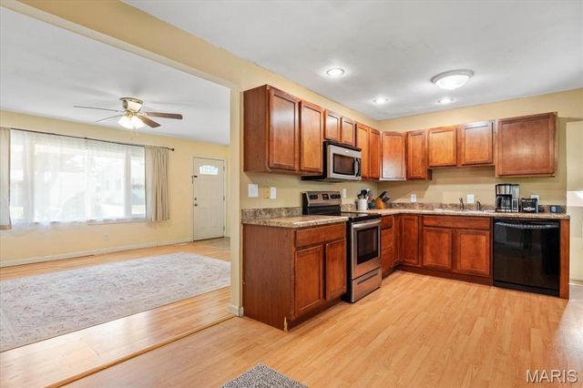25 Village Drive, Swansea, IL 62226