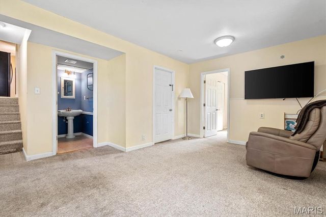 25 Village Drive, Swansea, IL 62226