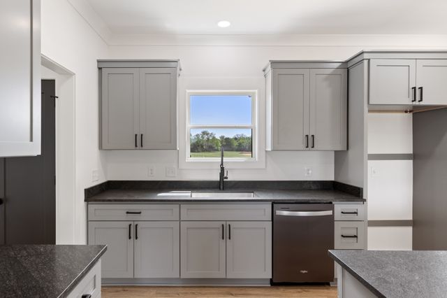 3057 Nashville Hwy, Lewisburg, TN 37091