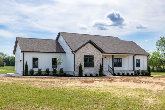 3057 Nashville Hwy, Lewisburg, TN 37091