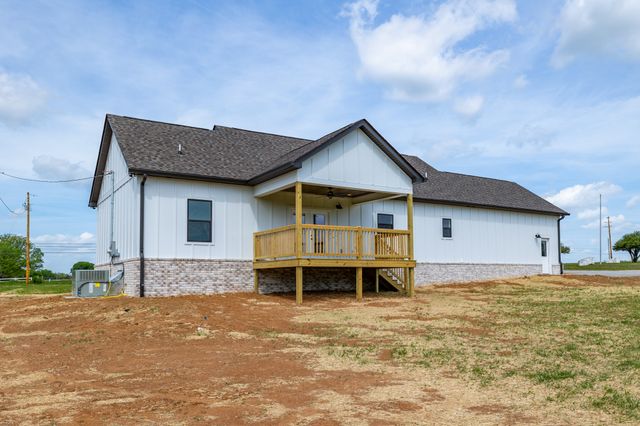 3057 Nashville Hwy, Lewisburg, TN 37091