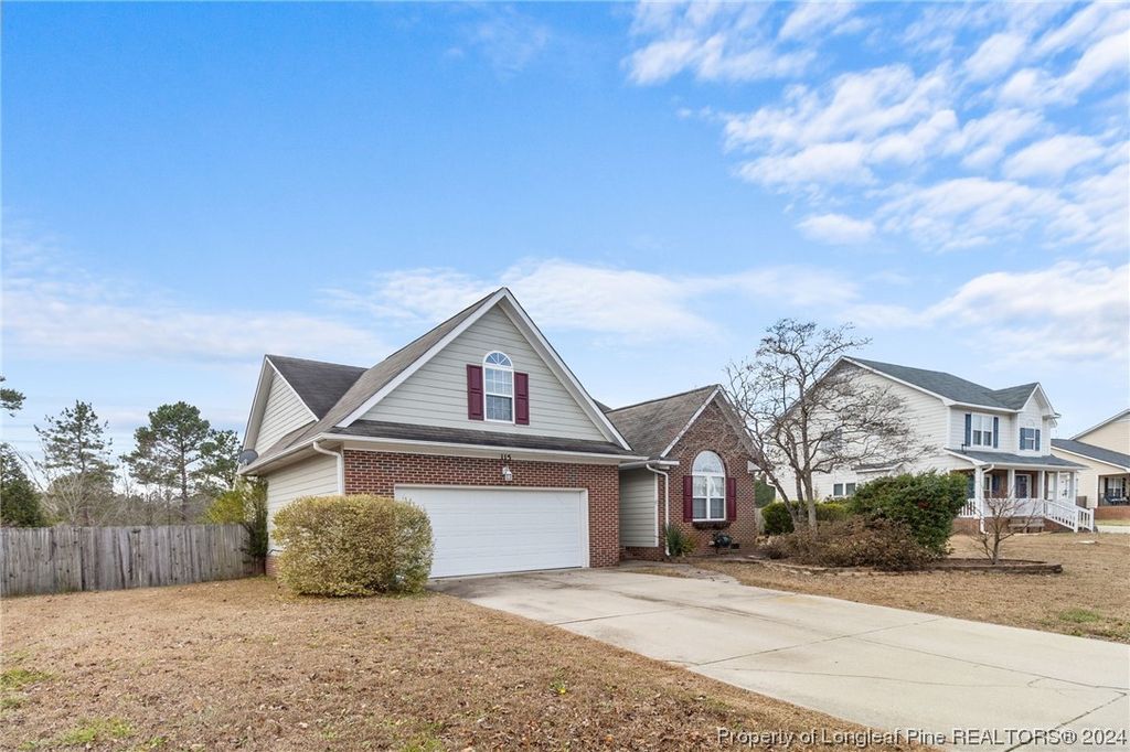 115 Somerset Drive, Raeford, NC 28376 — photo 2