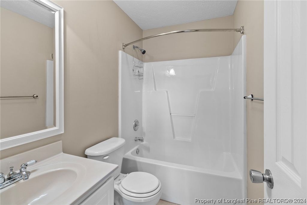 115 Somerset Drive, Raeford, NC 28376 — photo 4