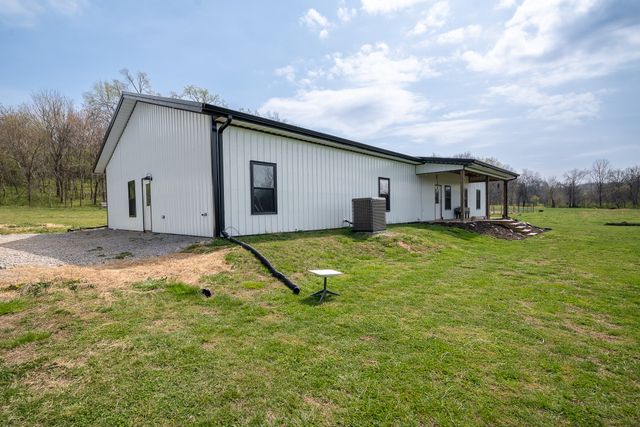 125 Ashland Rd, Waynesboro, TN 38485