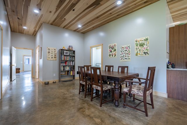 125 Ashland Rd, Waynesboro, TN 38485