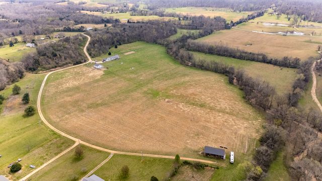 125 Ashland Rd, Waynesboro, TN 38485