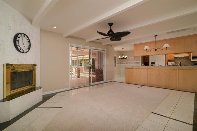 9260 Winding Oak Dr, Fair Oaks, CA 95628