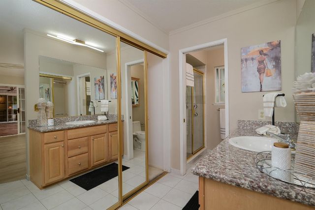 9260 Winding Oak Dr, Fair Oaks, CA 95628