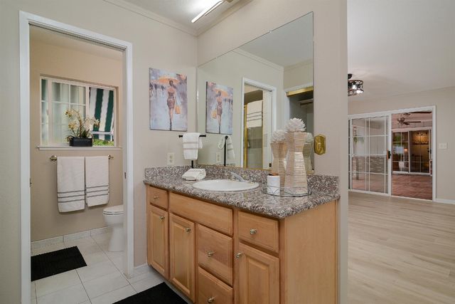 9260 Winding Oak Dr, Fair Oaks, CA 95628