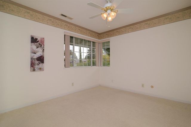 9260 Winding Oak Dr, Fair Oaks, CA 95628
