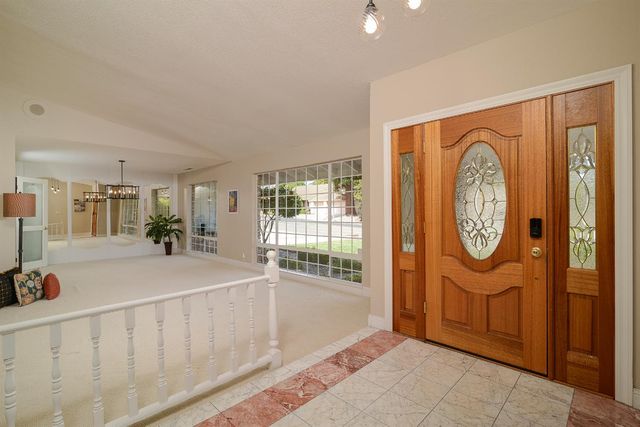 9260 Winding Oak Dr, Fair Oaks, CA 95628