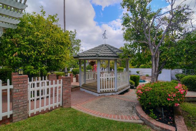 9260 Winding Oak Dr, Fair Oaks, CA 95628