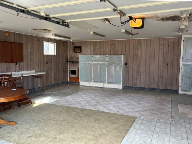 331 N Illinois Avenue, Salem, IL 62881