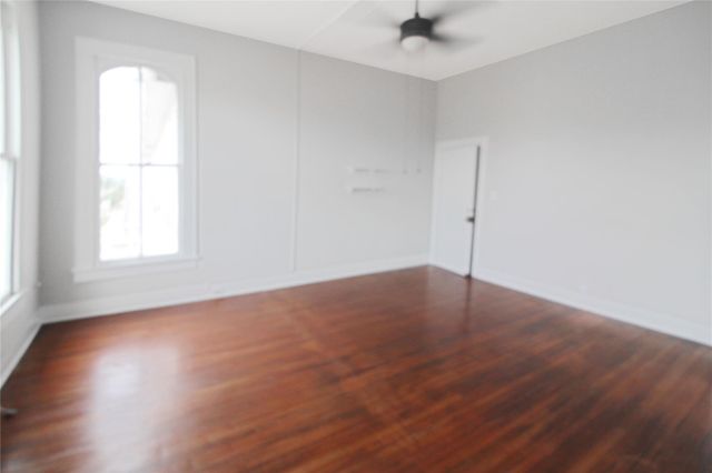 1902 Church St 10, Galveston, TX 77550