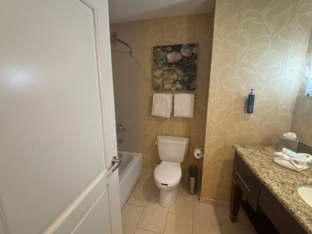 200 S Sycamore Street 1213, Branson, MO 65616