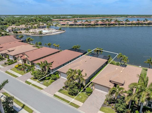 160 MARAVIYA BOULEVARD, Nokomis, FL 34275