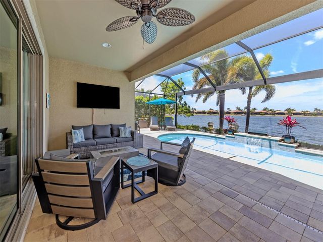 160 MARAVIYA BOULEVARD, Nokomis, FL 34275