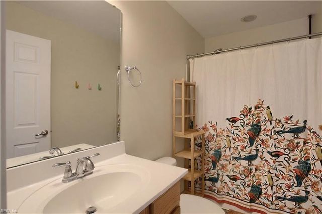 120 Kelly ST, Yorktown, VA 23690