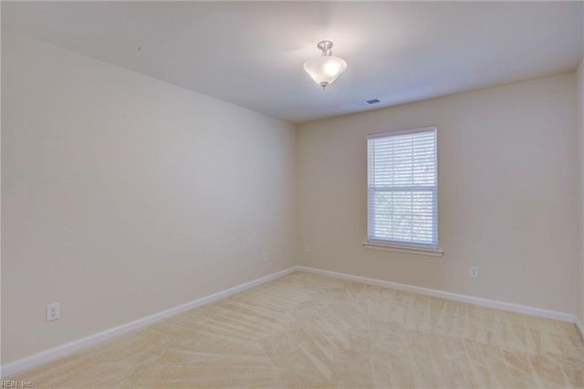 120 Kelly ST, Yorktown, VA 23690