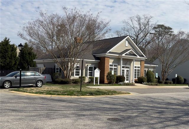 120 Kelly ST, Yorktown, VA 23690