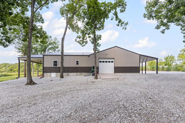 1806 COUNTY ROAD 2360, Moberly, MO 65270