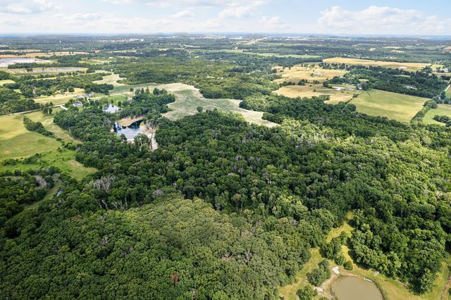 1806 COUNTY ROAD 2360, Moberly, MO 65270