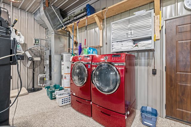 1806 COUNTY ROAD 2360, Moberly, MO 65270