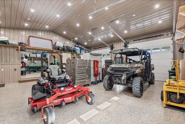 1806 COUNTY ROAD 2360, Moberly, MO 65270