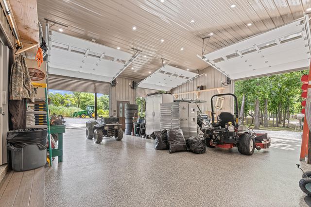 1806 COUNTY ROAD 2360, Moberly, MO 65270
