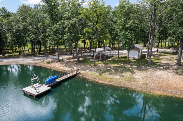 1806 COUNTY ROAD 2360, Moberly, MO 65270